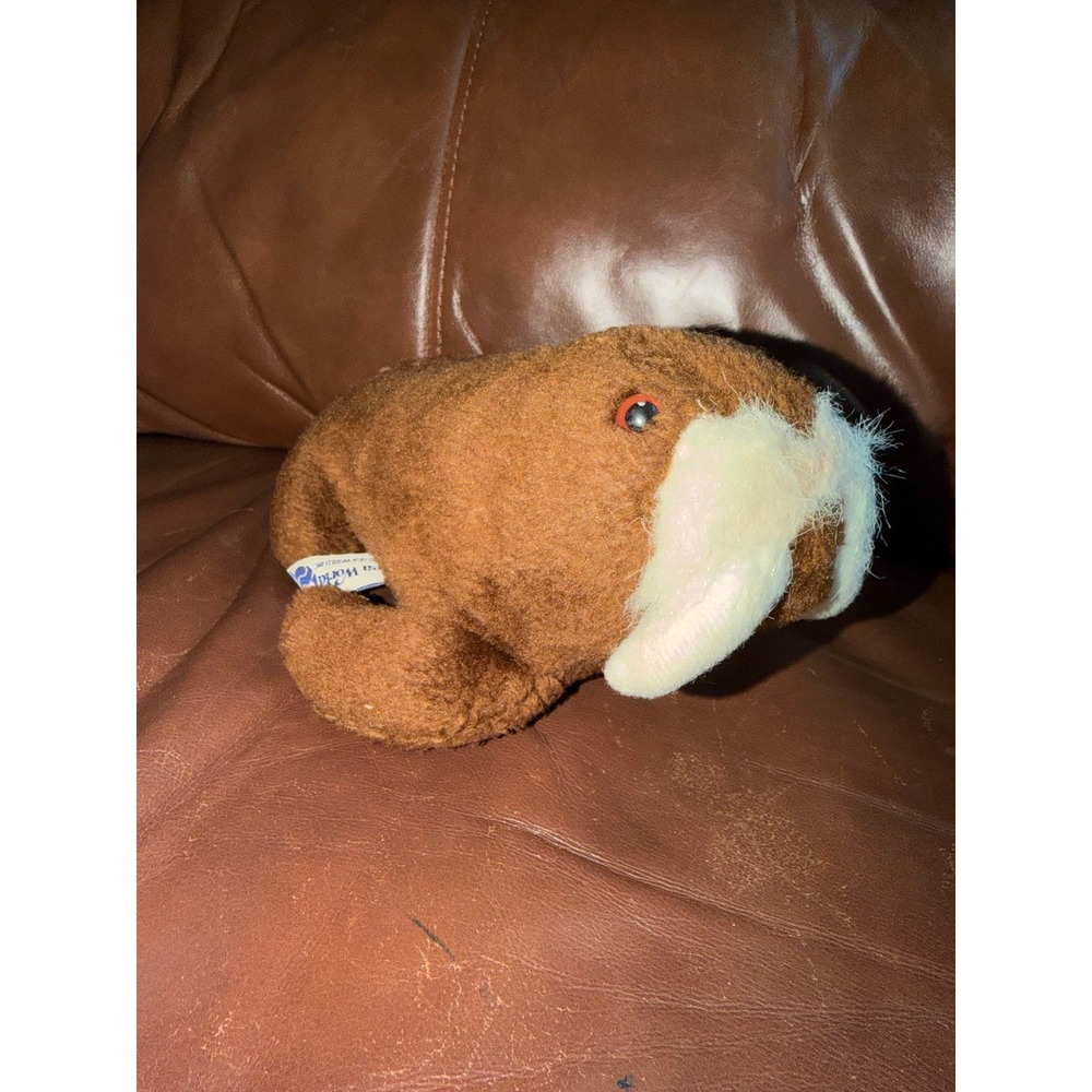 Vintage 1980 Sea World Walrus Plush Brown Stuffed Animal Souvenir Marine Toy